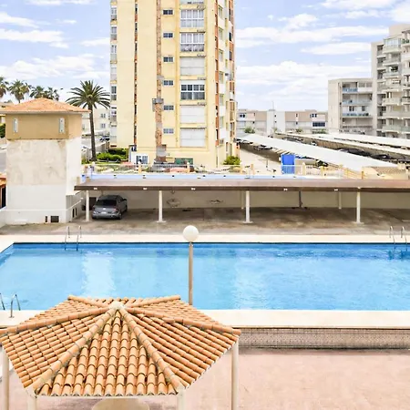 شقة Amazing In With Swimming Pool